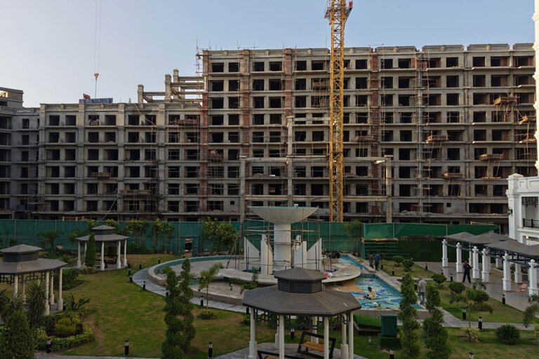 Construction 768x512